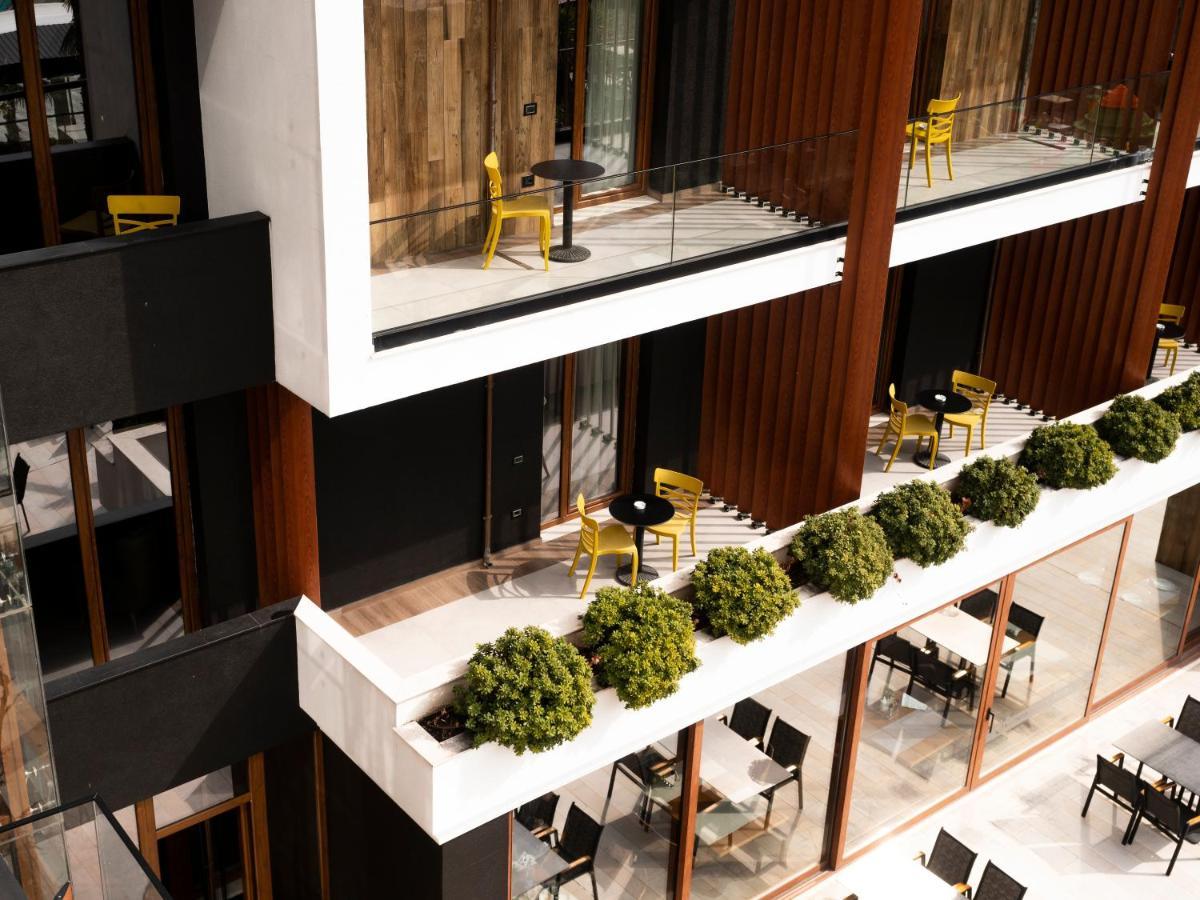Select Hill Resort Linze Екстер'єр фото