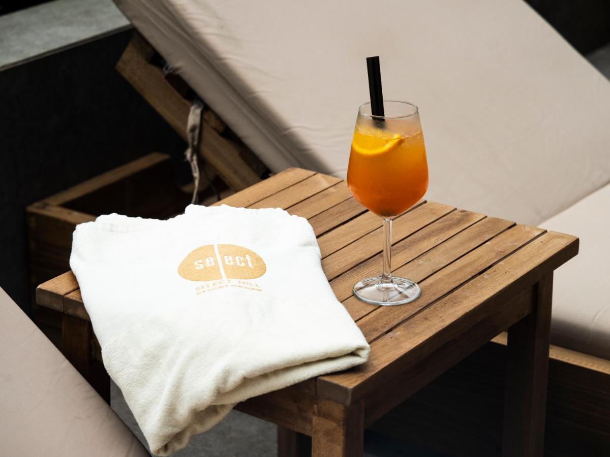 Select Hill Resort Linze Екстер'єр фото