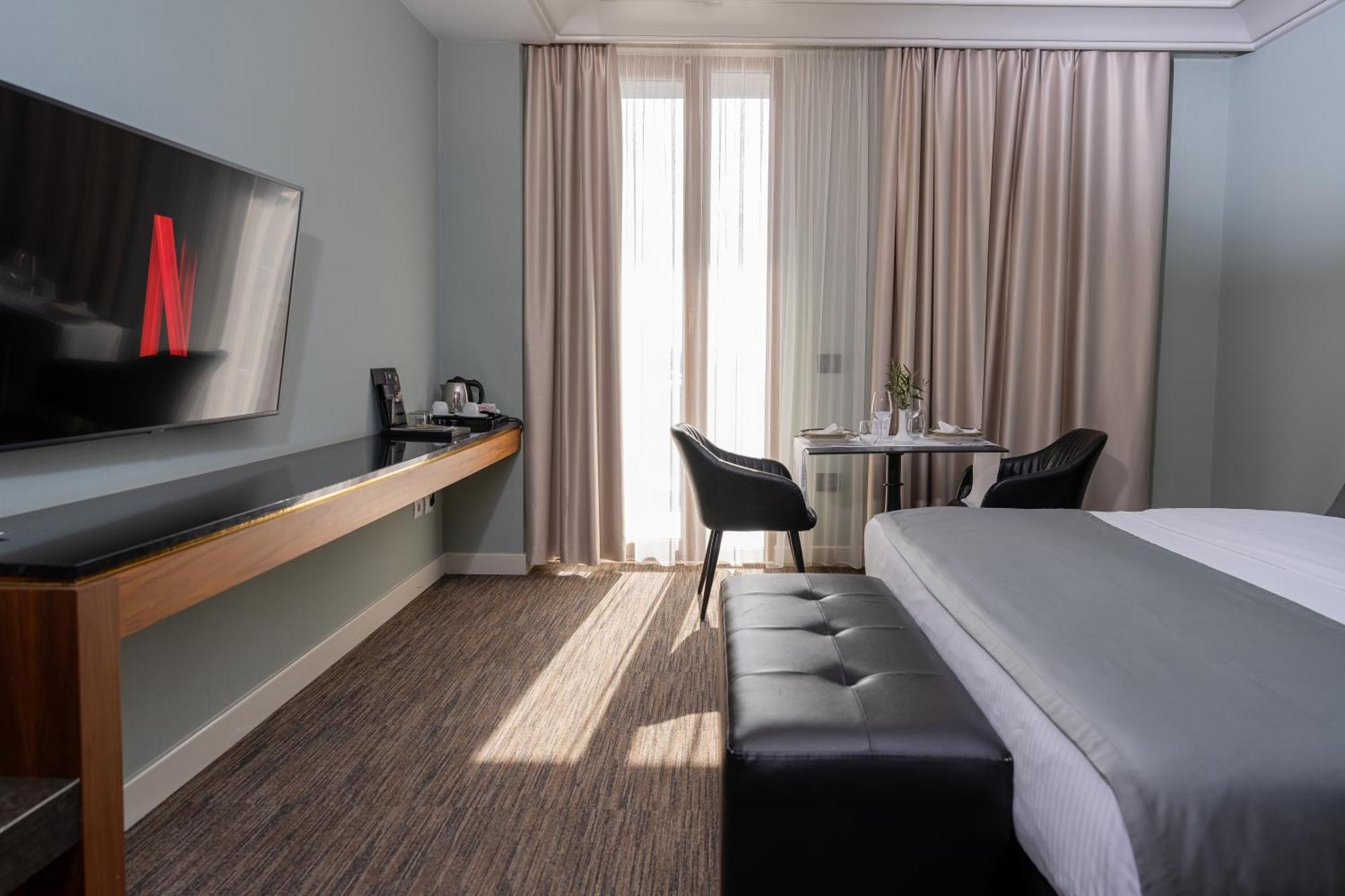 Select Hill Resort Linze Екстер'єр фото