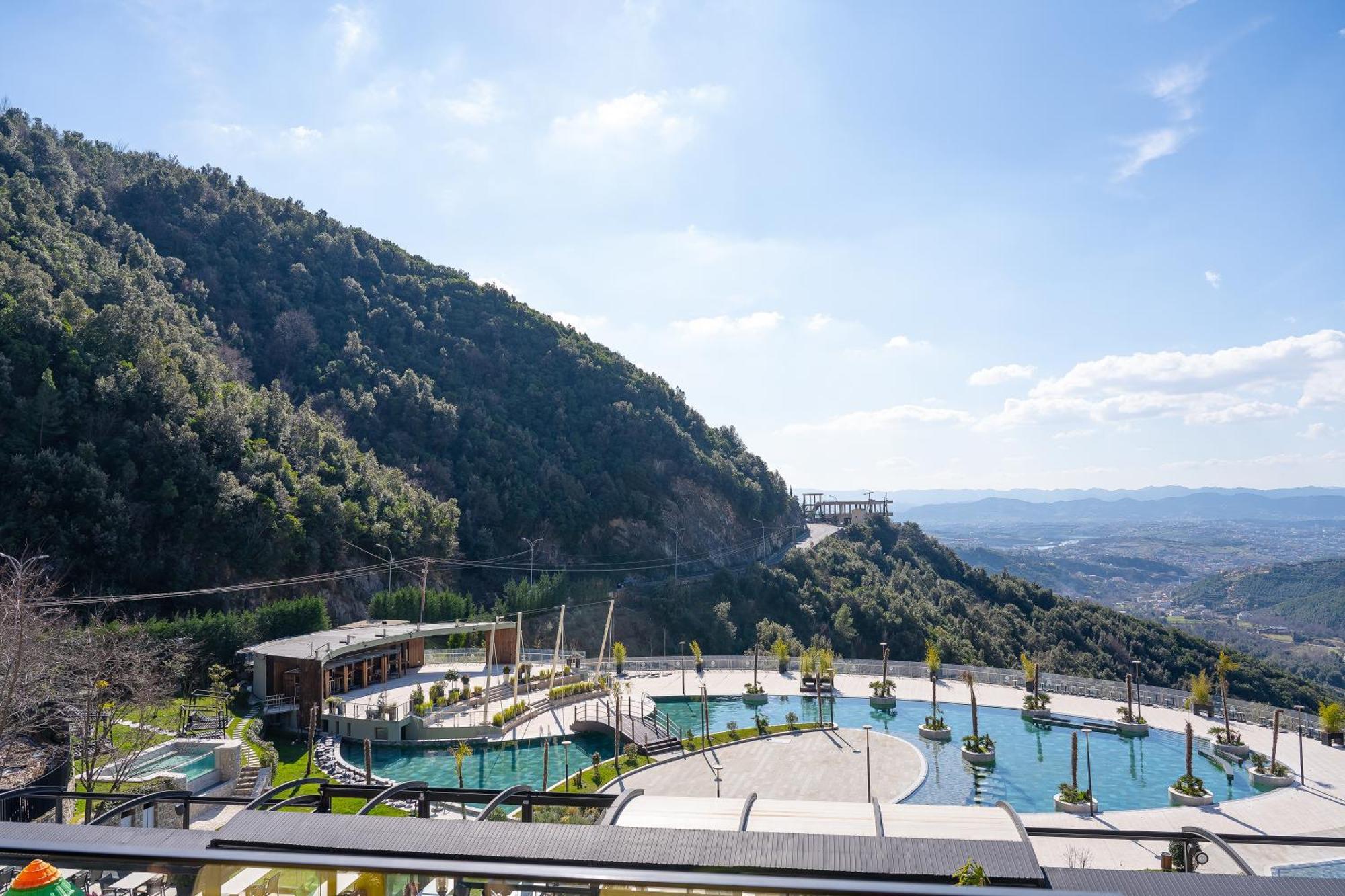 Select Hill Resort Linze Екстер'єр фото